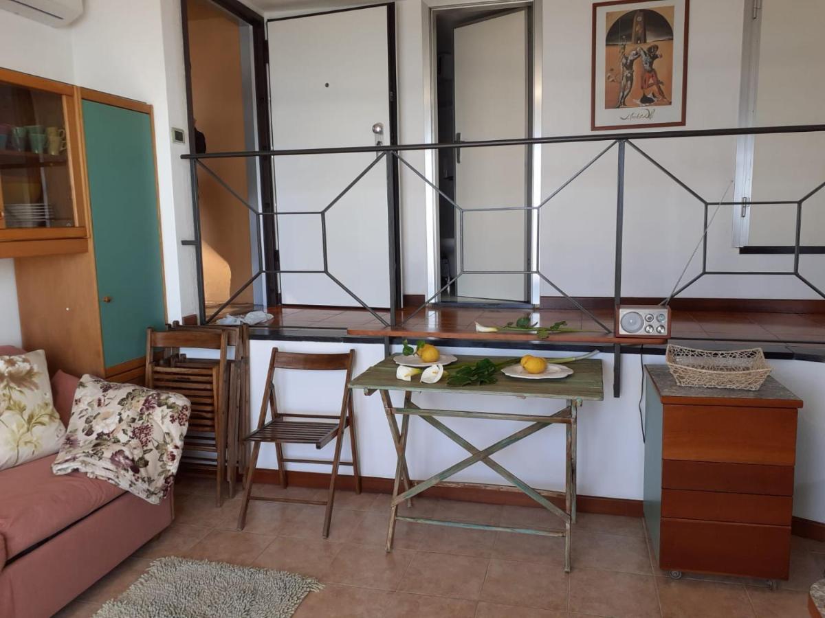 Apartament Cadorna Fronte Mare Alassio Zewnętrze zdjęcie